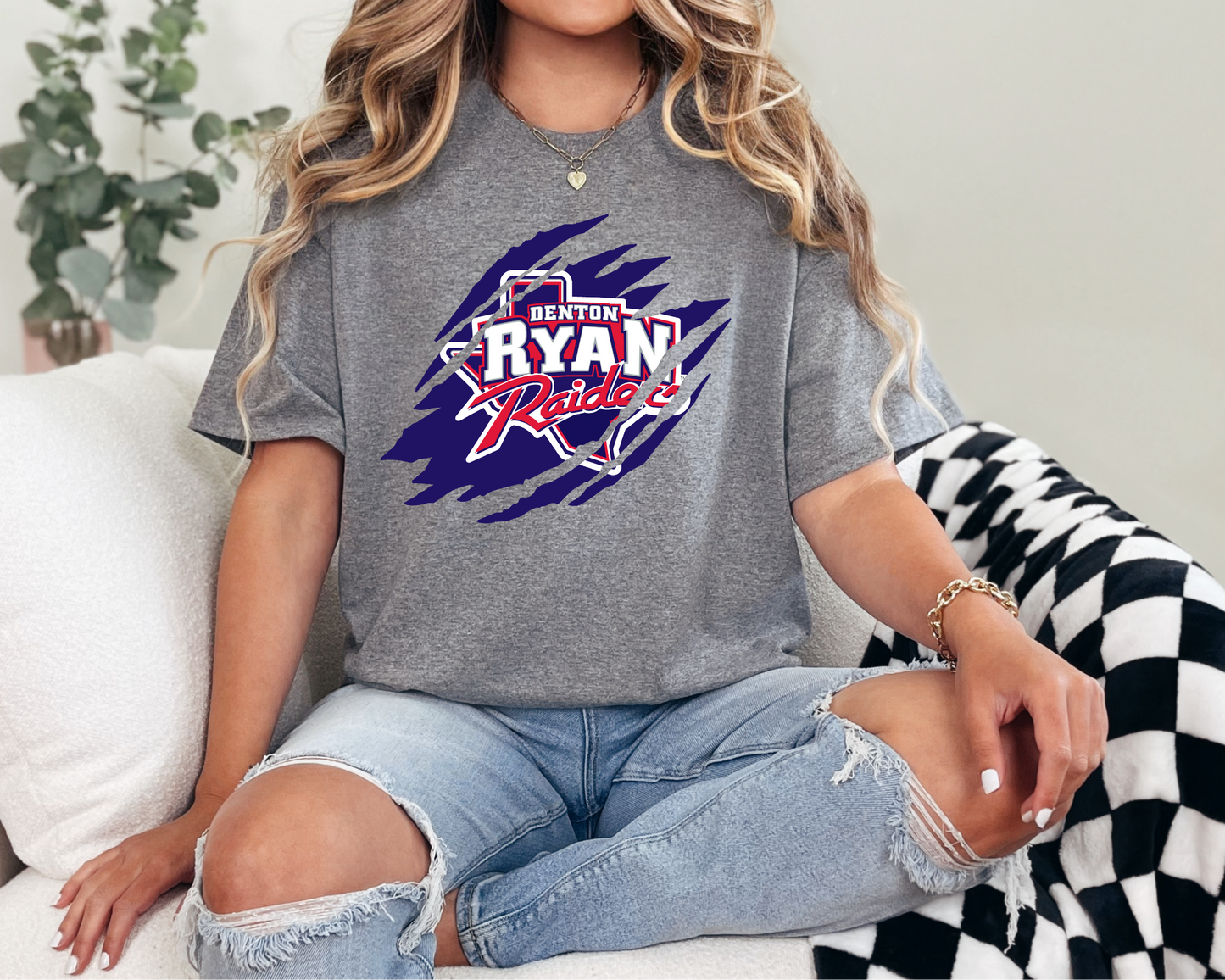 Raider Logo Distressed